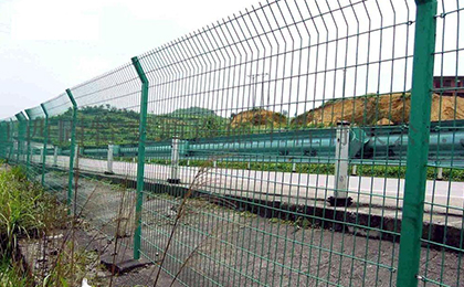 高速公路护栏网