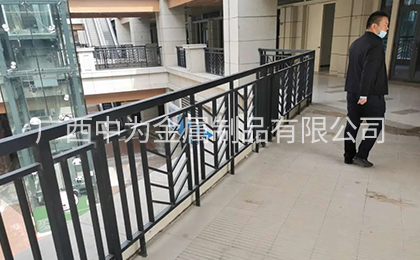 阳台护栏