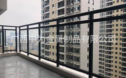 阳台护栏